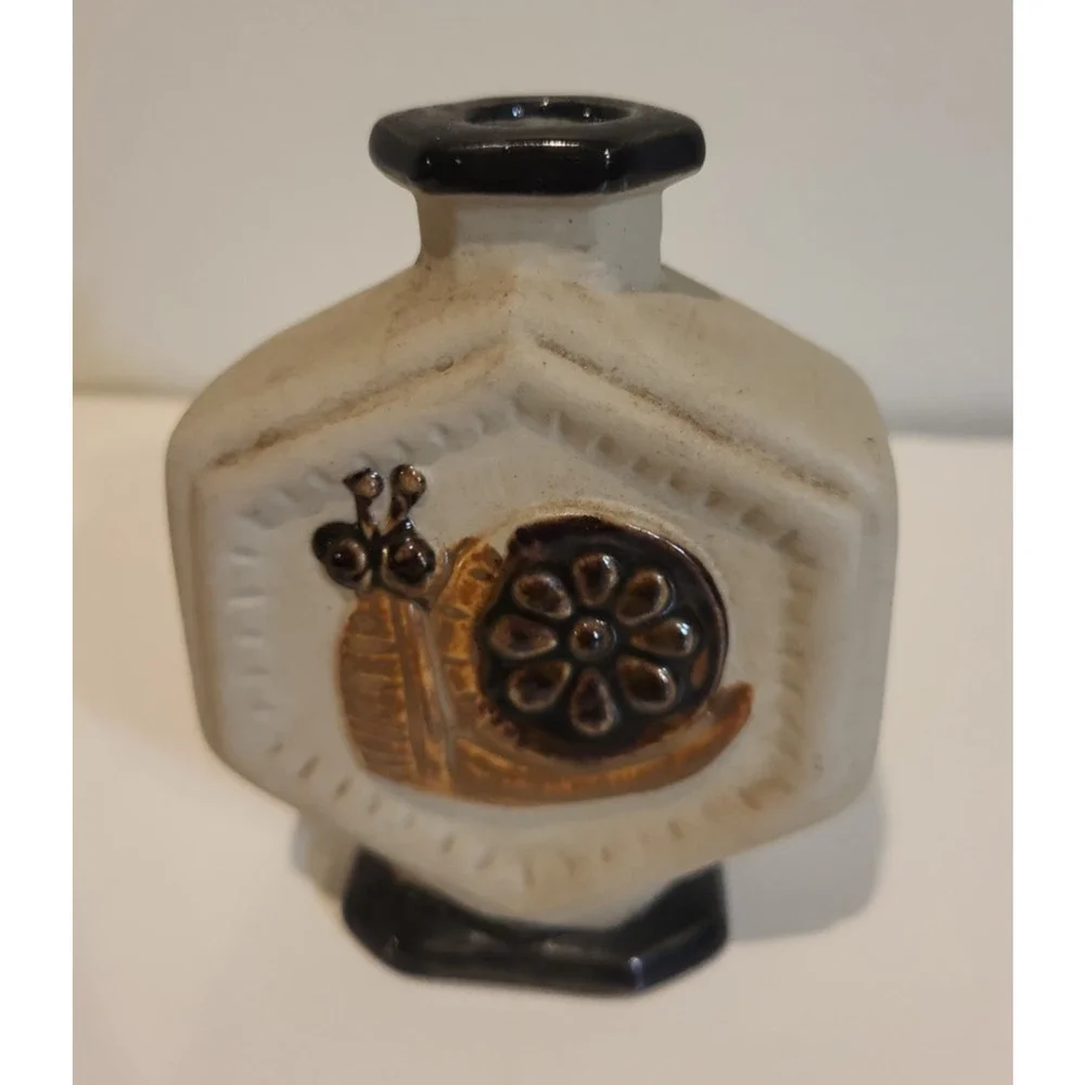 Vtg Takahashi Art Pottery Bud Vase Snail Shell Mini Bottle Japan Cottage core